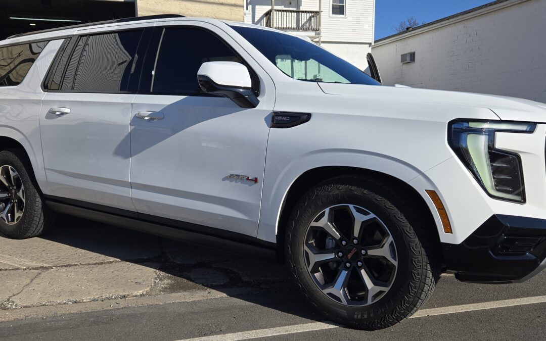 2025 GMC AT4 YUKON Window Tint